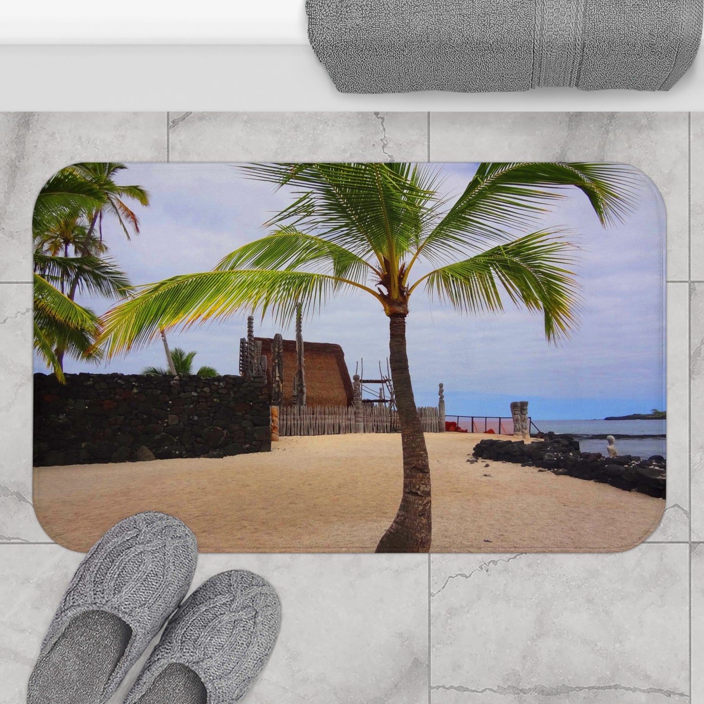 Florescence Hale O Keawe - Microfiber Bath Mat - Fry1Productions