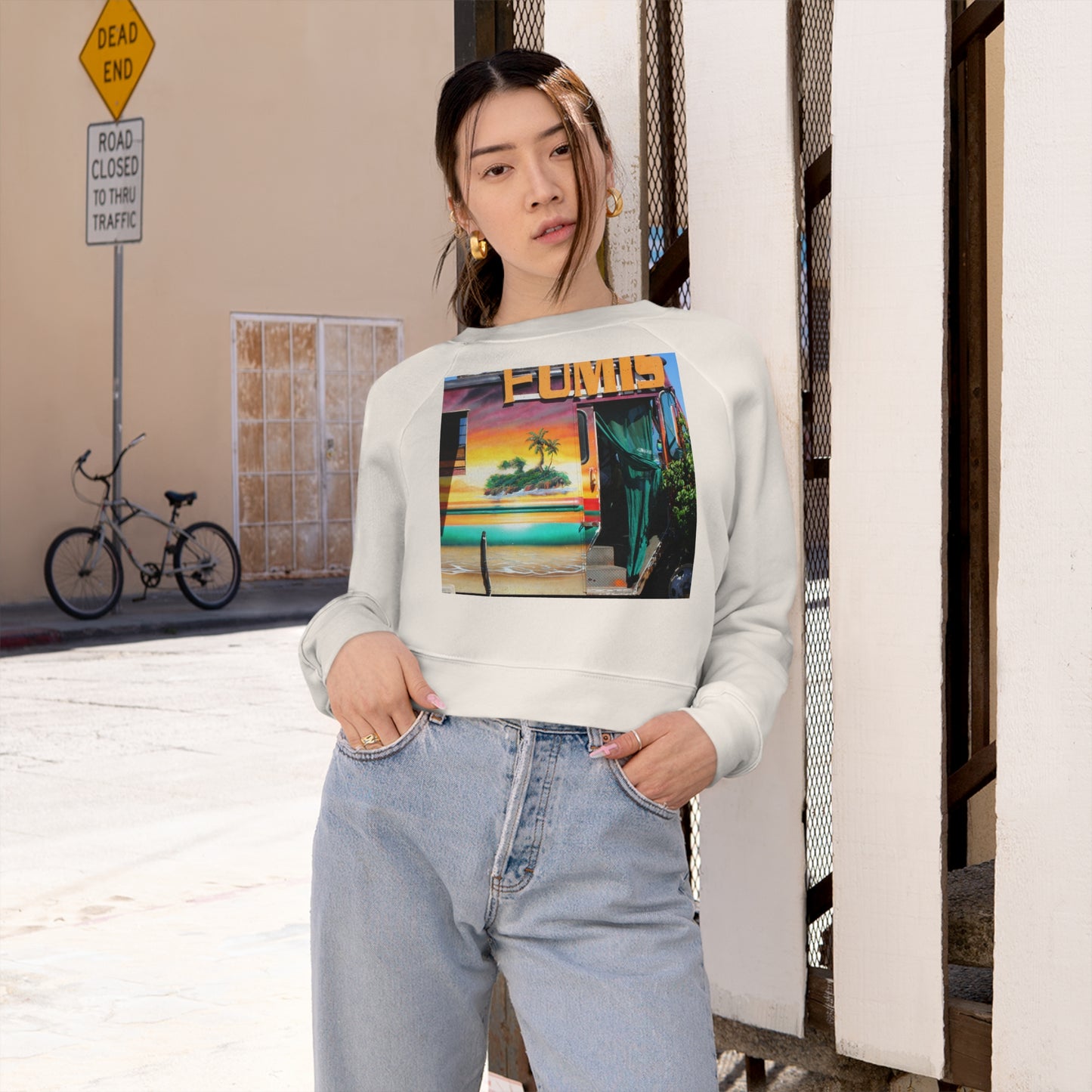 Island love - Women's Cropped Fleece Pullover - Fry1Productions
