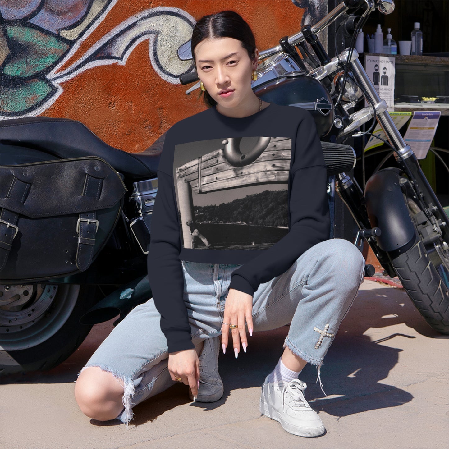 Great Throw - Women's Cropped Sweatshirt - Fry1Productions