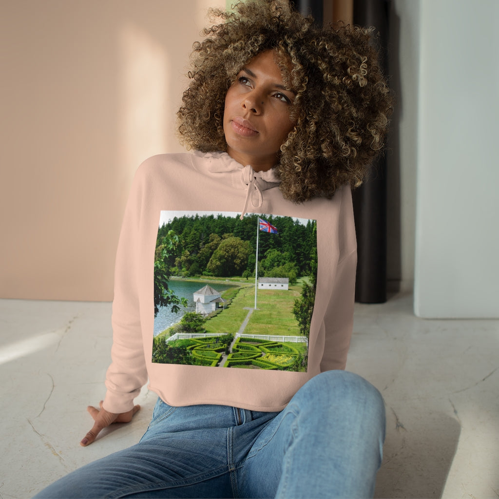 Magnificent Grandiose Views - Crop Hoodie - Fry1Productions
