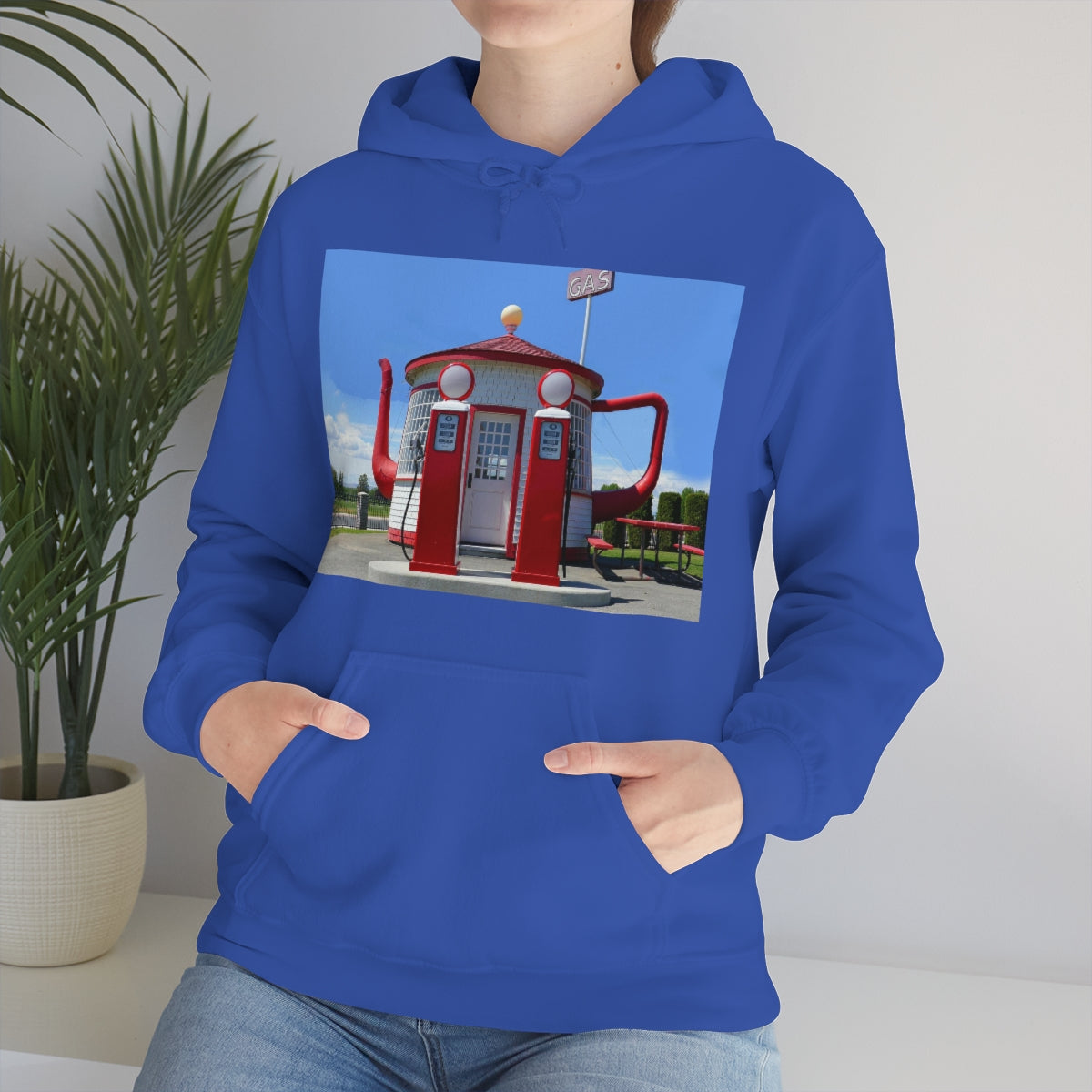 Awesome Teapot Dome Service Station - Unisex Heavy Blend Hooded Sweatshirt - Fry1Productions