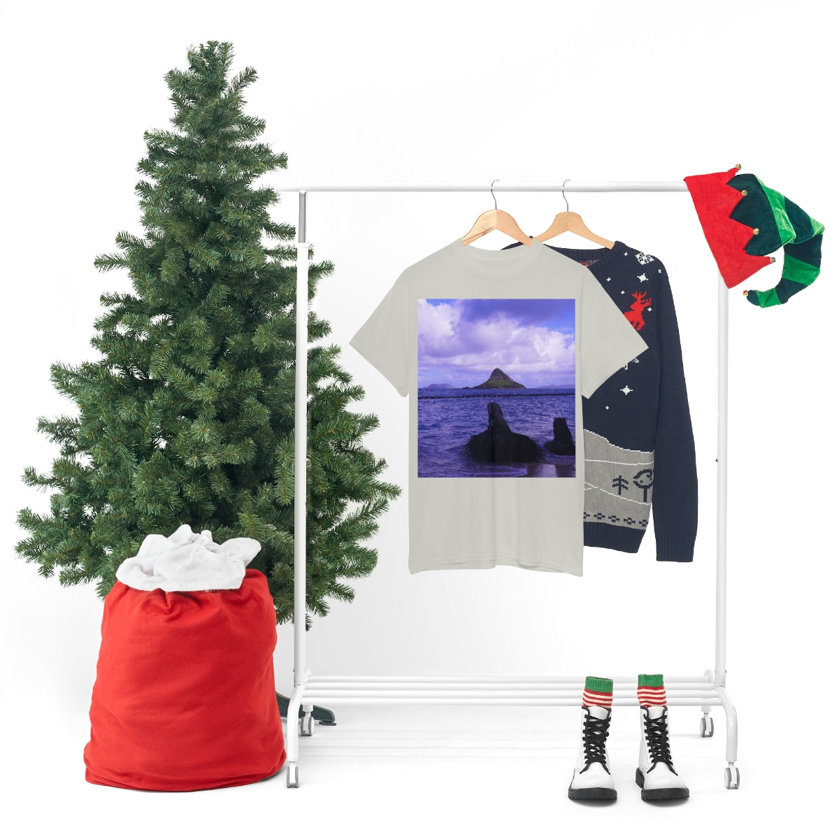 Wade To Chinaman's Hat - Unisex Heavy Cotton Tee - Fry1Productions