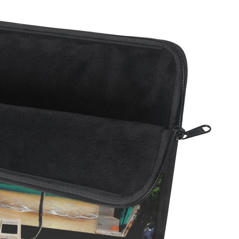 "Island Love" - Laptop Sleeve - Fry1Productions