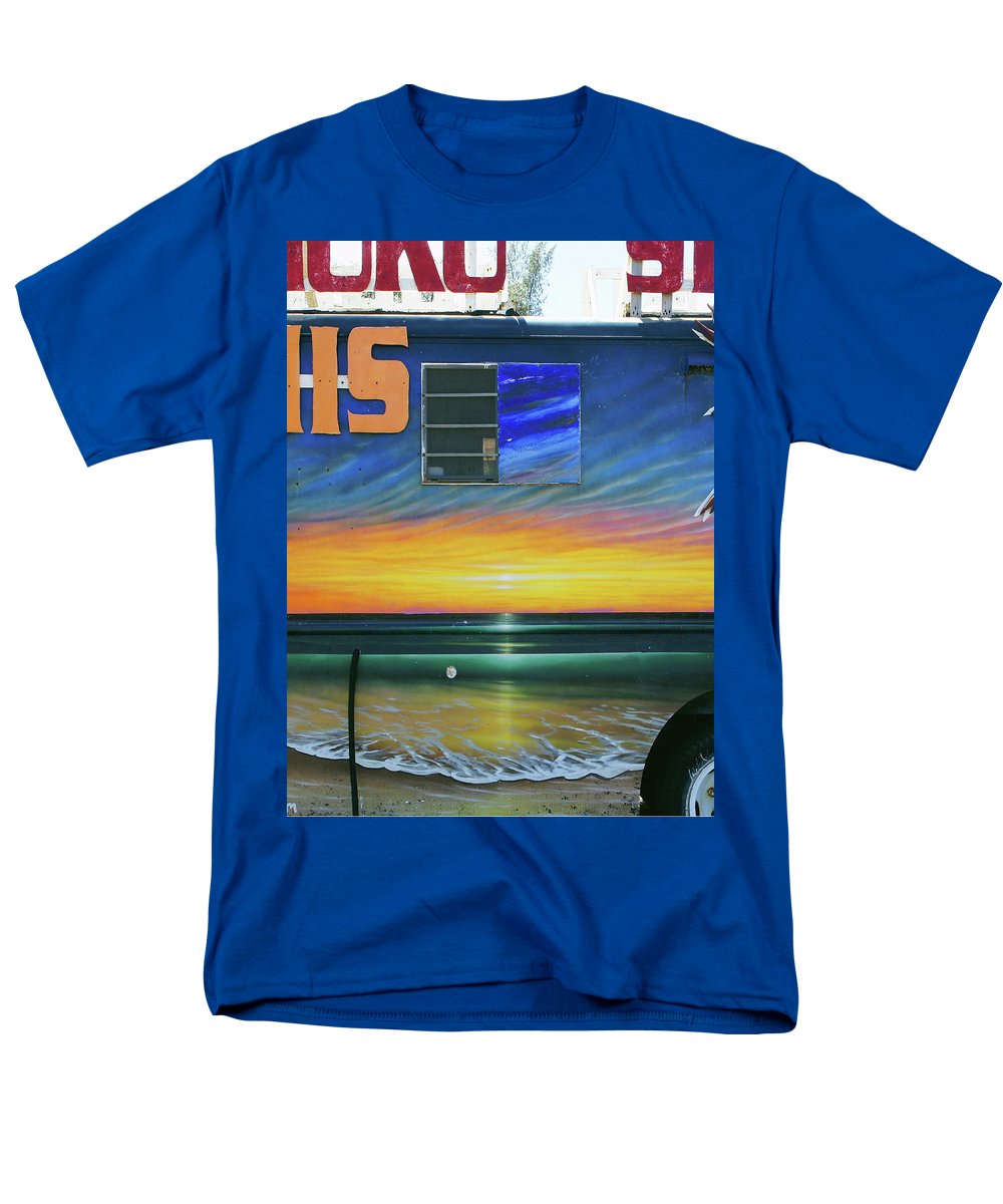 Fumis Aloha - Men's T-Shirt (Regular Fit) - Fry1Productions