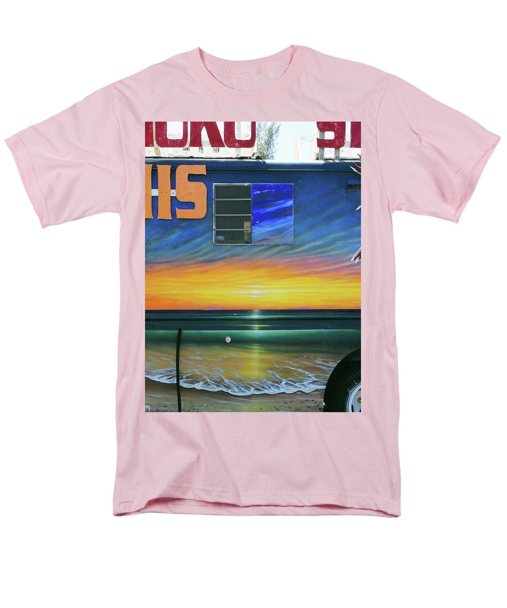 Fumis Aloha - Men's T-Shirt (Regular Fit) - Fry1Productions