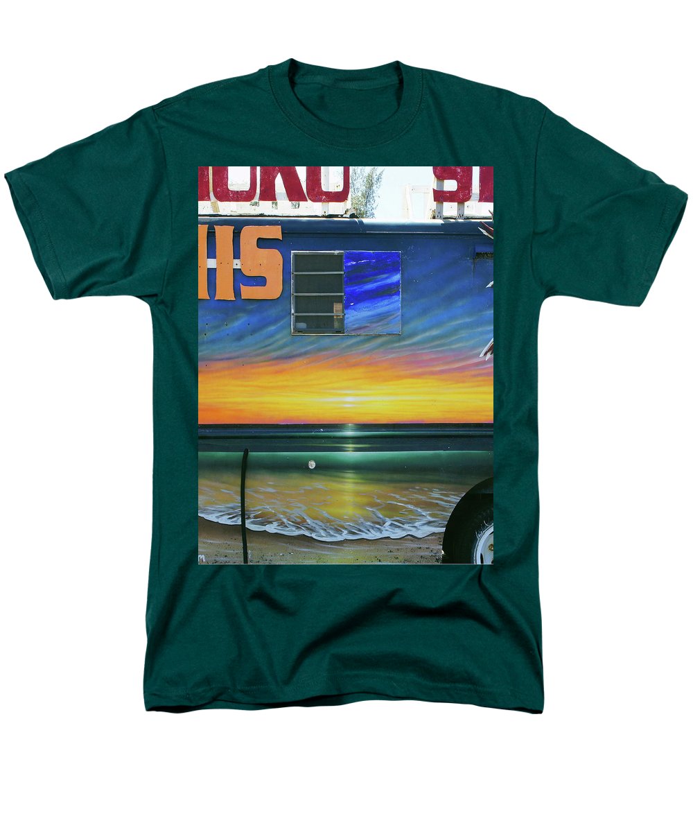 Fumis Aloha - Men's T-Shirt (Regular Fit) - Fry1Productions
