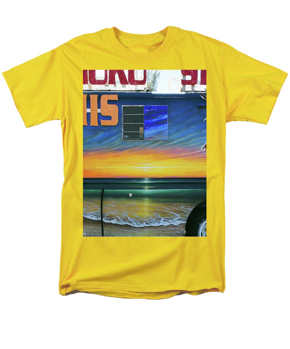 Fumis Aloha - Men's T-Shirt (Regular Fit) - Fry1Productions