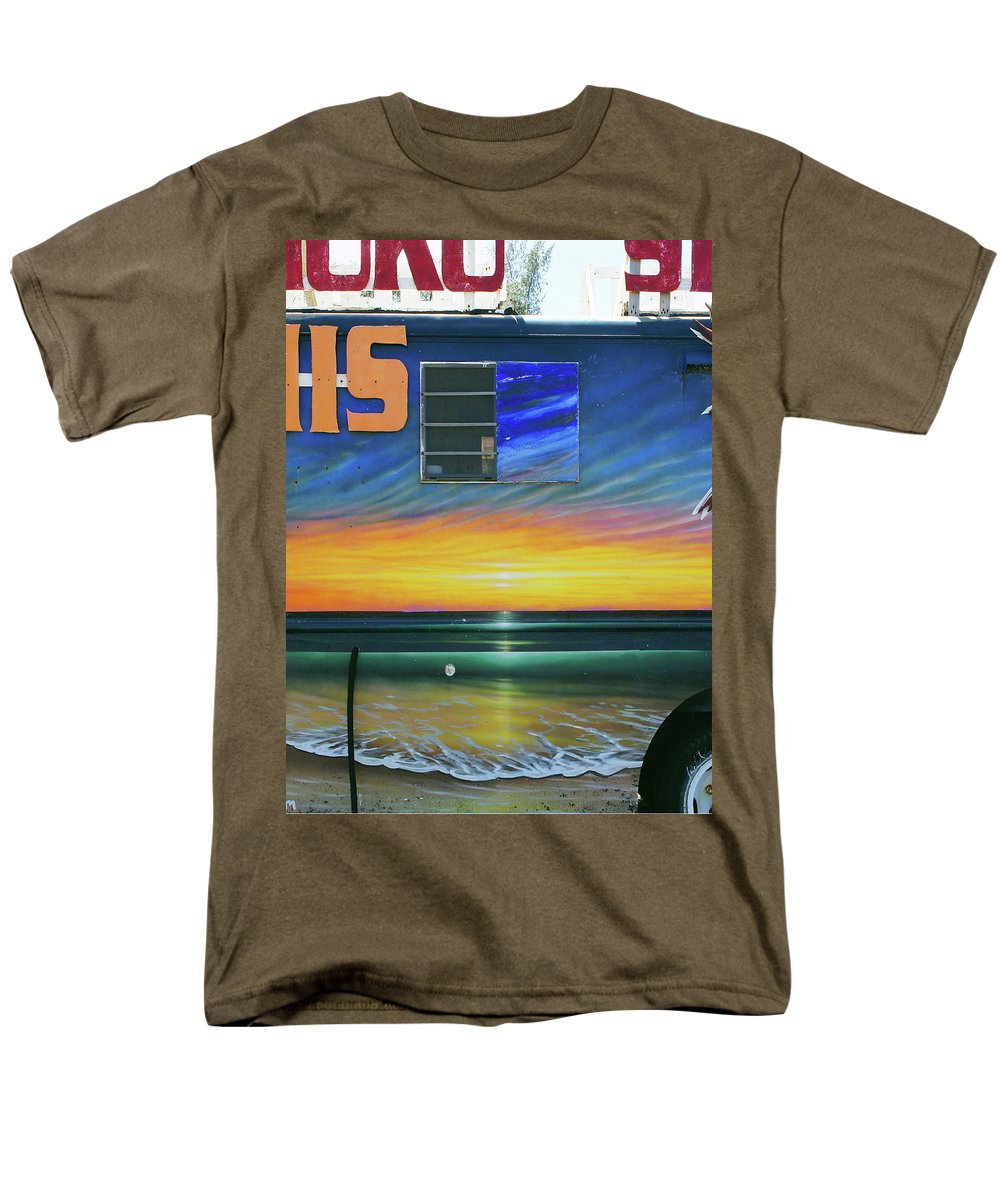 Fumis Aloha - Men's T-Shirt (Regular Fit) - Fry1Productions