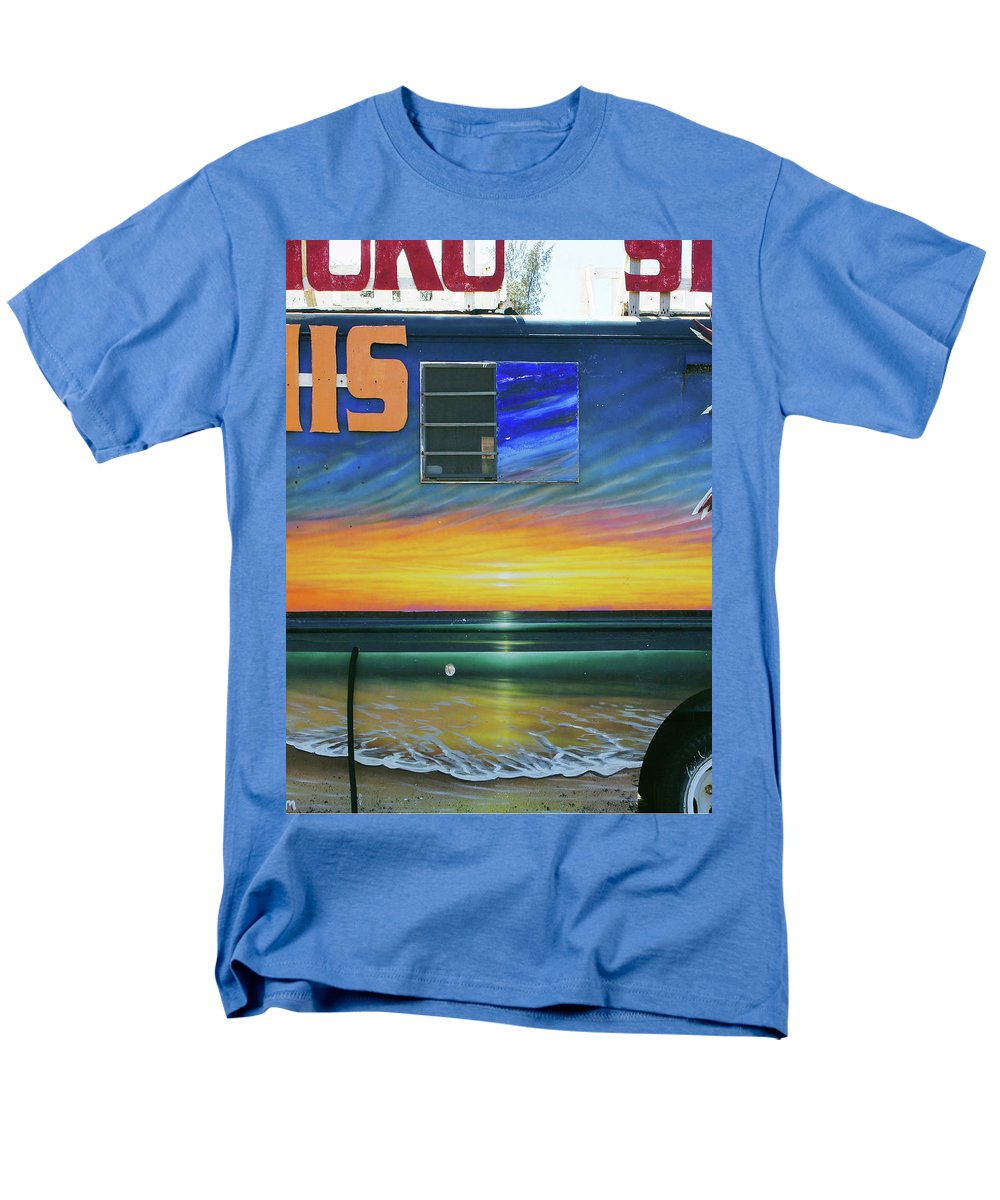 Fumis Aloha - Men's T-Shirt (Regular Fit) - Fry1Productions