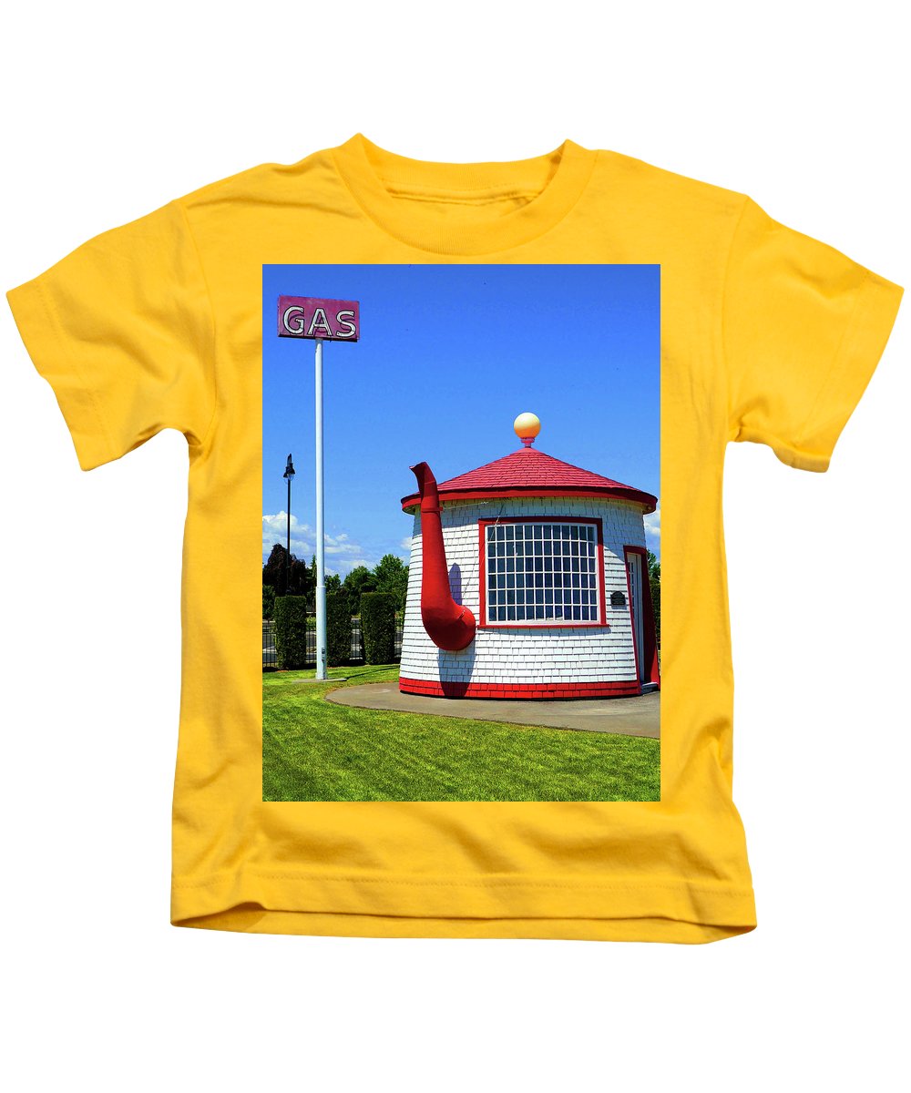 Historic Teapot Dome Service Station - Kids T-Shirt - Fry1Productions