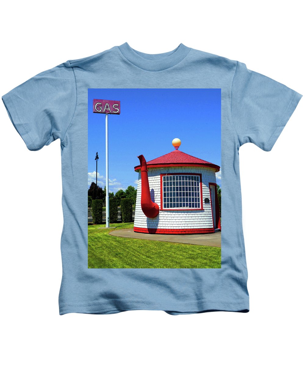 Historic Teapot Dome Service Station - Kids T-Shirt - Fry1Productions