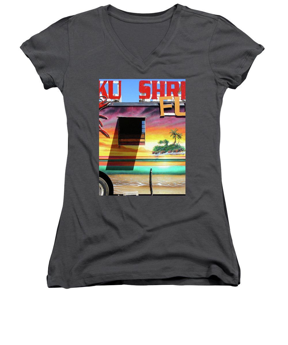 "Island Love" - Women's V-Neck - Fry1Productions
