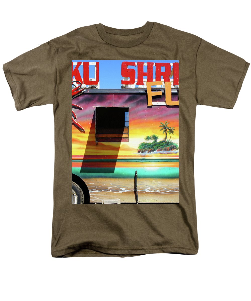 Island Love - Men's T-Shirt (Regular Fit) - Fry1Productions