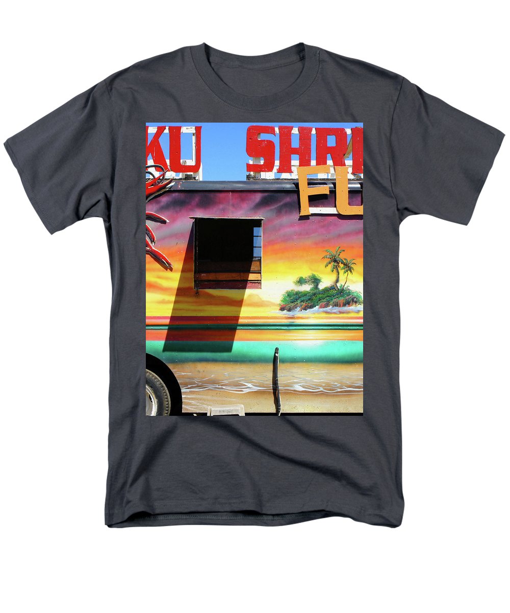 Island Love - Men's T-Shirt (Regular Fit) - Fry1Productions