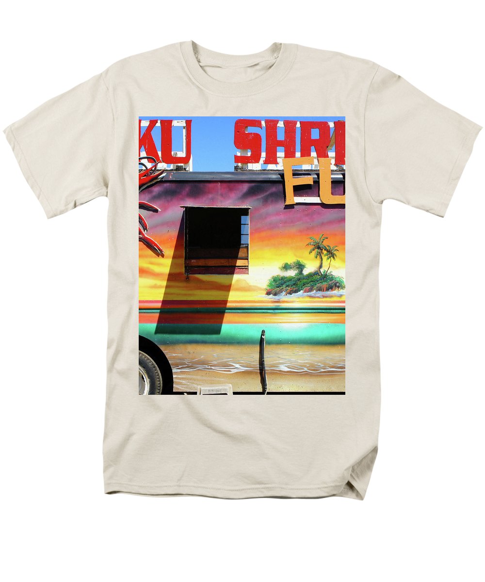 Island Love - Men's T-Shirt (Regular Fit) - Fry1Productions