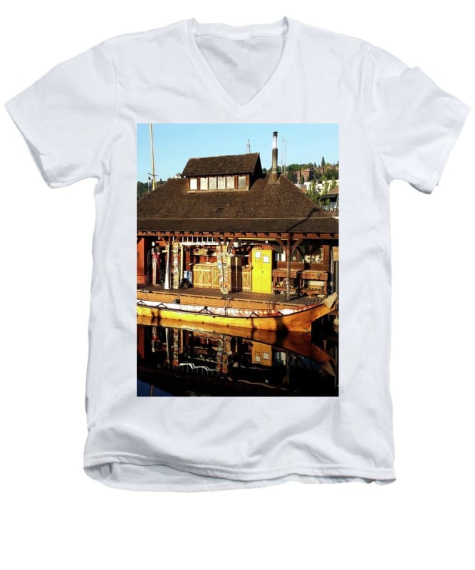 Q'il'bid Awe - Men's V-Neck T-Shirt - Fry1Productions