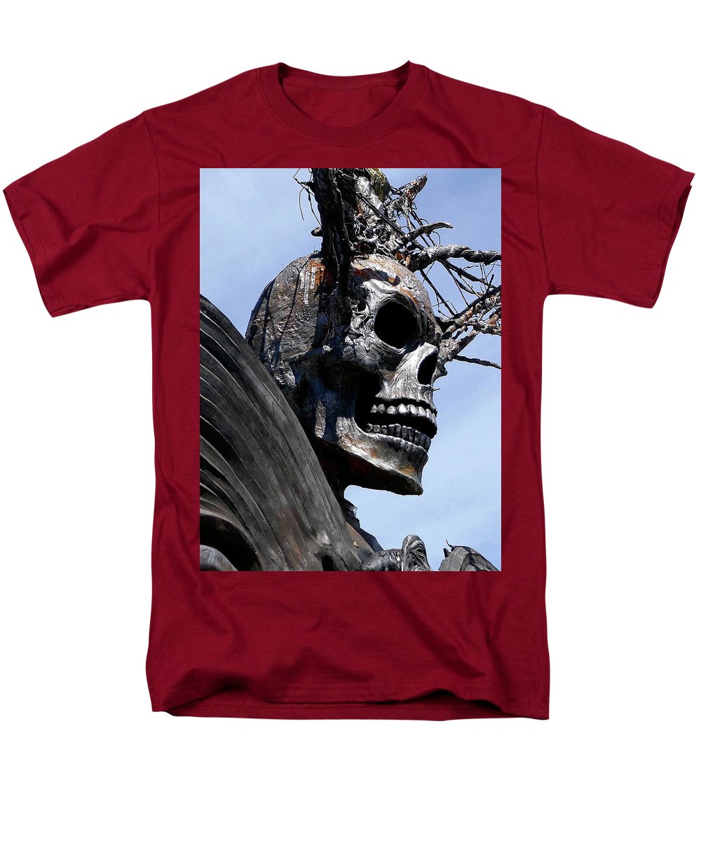Skull Warrior - Men's T-Shirt (Regular Fit) - Fry1Productions