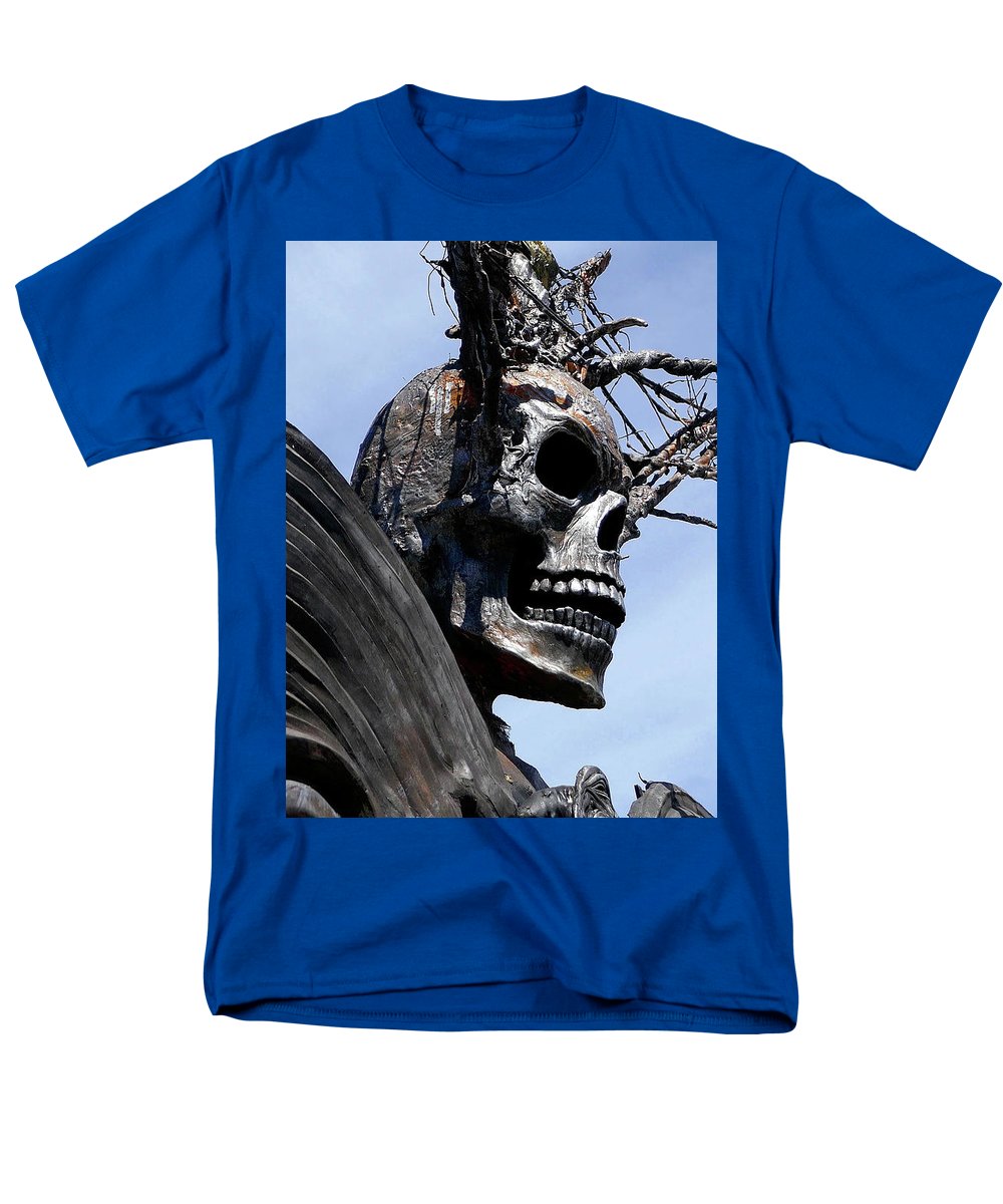 Skull Warrior - Men's T-Shirt (Regular Fit) - Fry1Productions