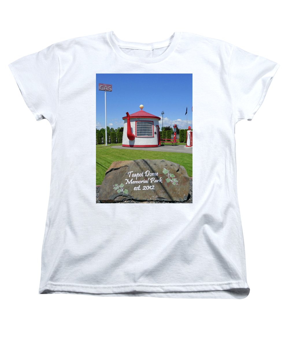 Teapot Dome Memorial Park - Women's T-Shirt (Standard Fit) - Fry1Productions