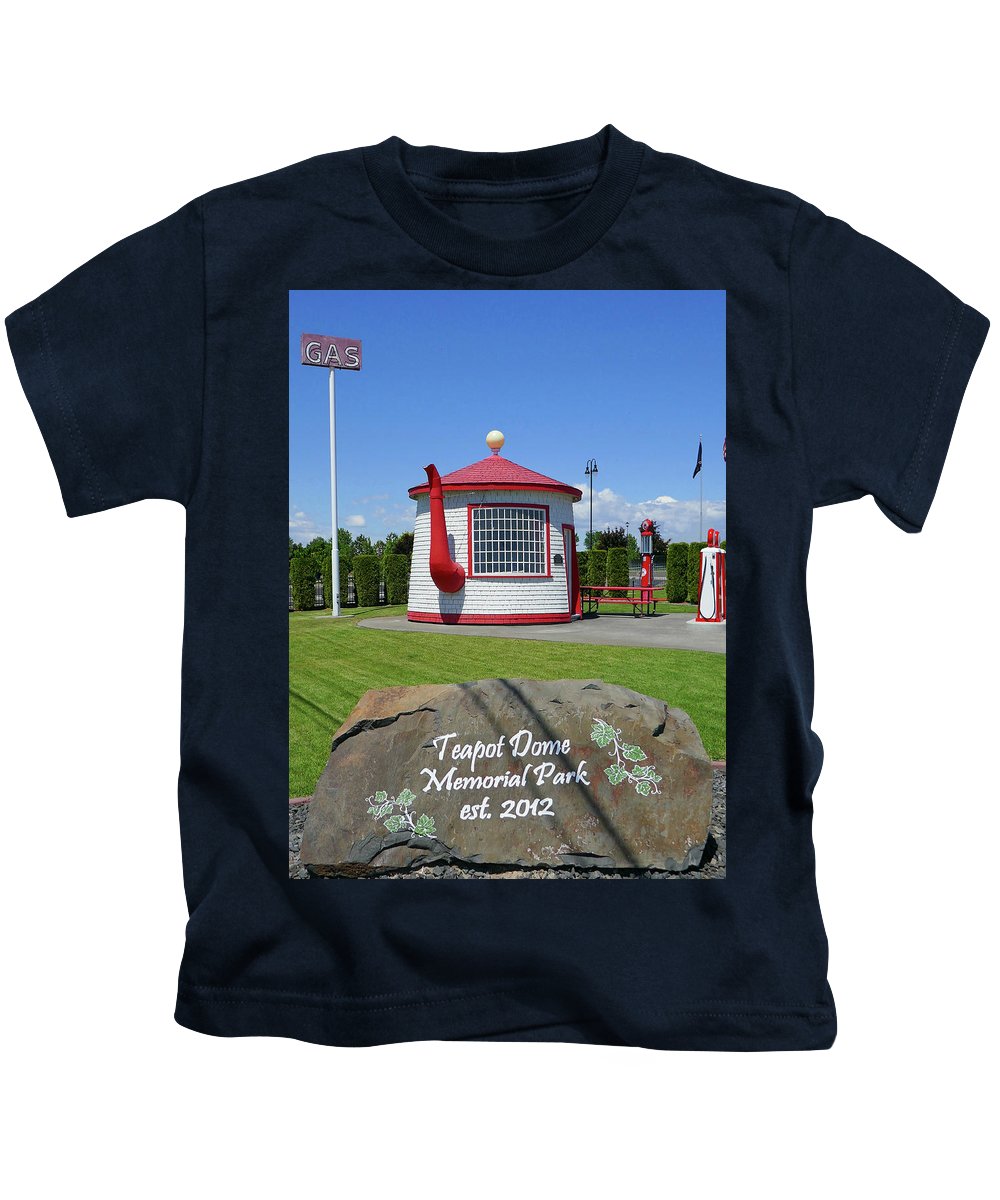 Teapot Dome Memorial Park - Kids T-Shirt - Fry1Productions