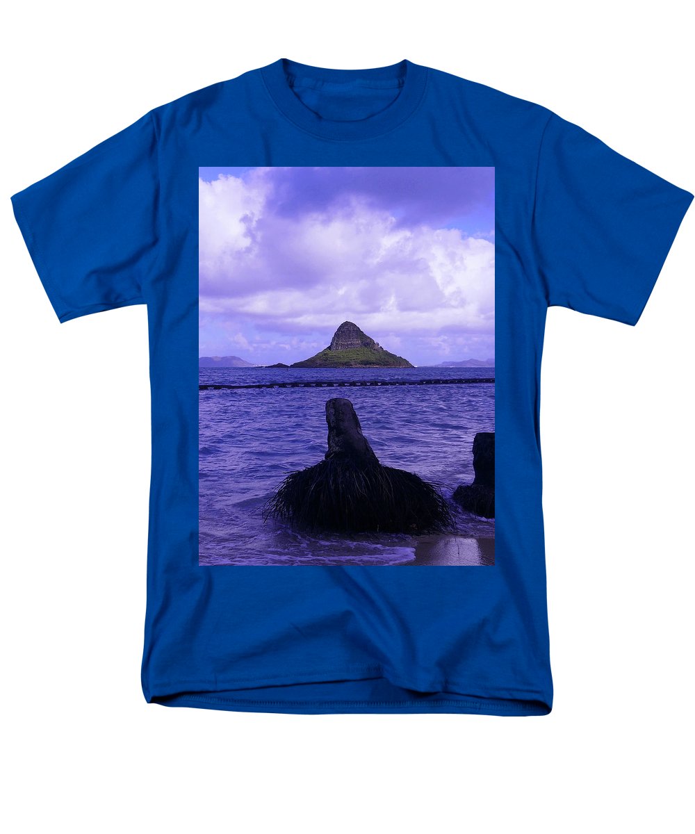 Wade To Chinaman's Hat - Men's T-Shirt (Regular Fit) - Fry1Productions