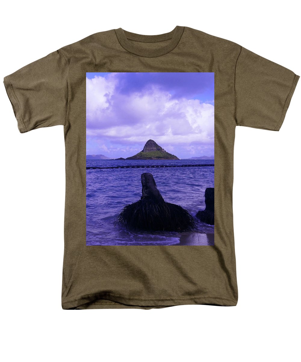 Wade To Chinaman's Hat - Men's T-Shirt (Regular Fit) - Fry1Productions