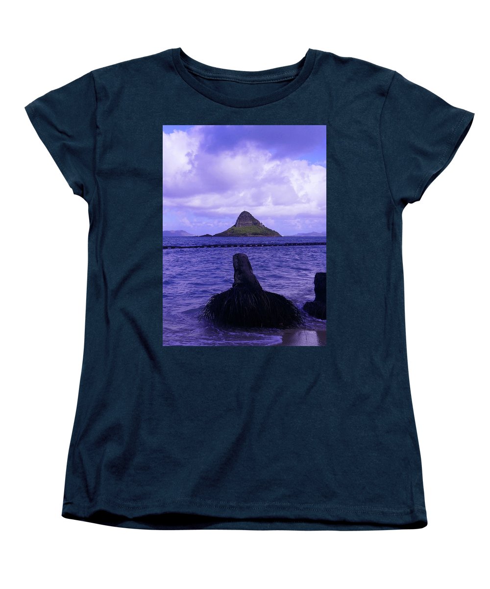 Wade To Chinaman's Hat - Women's T-Shirt (Standard Fit) - Fry1Productions