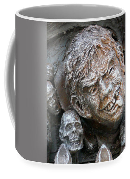 Waiting for the King - Mug - Fry1Productions