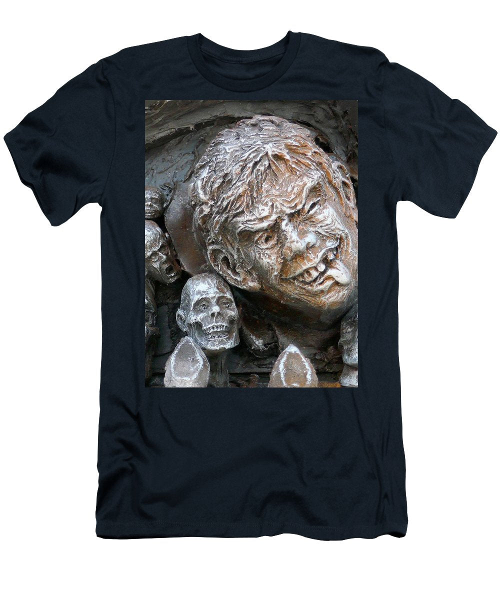 Waiting for the King - T-Shirt - Fry1Productions