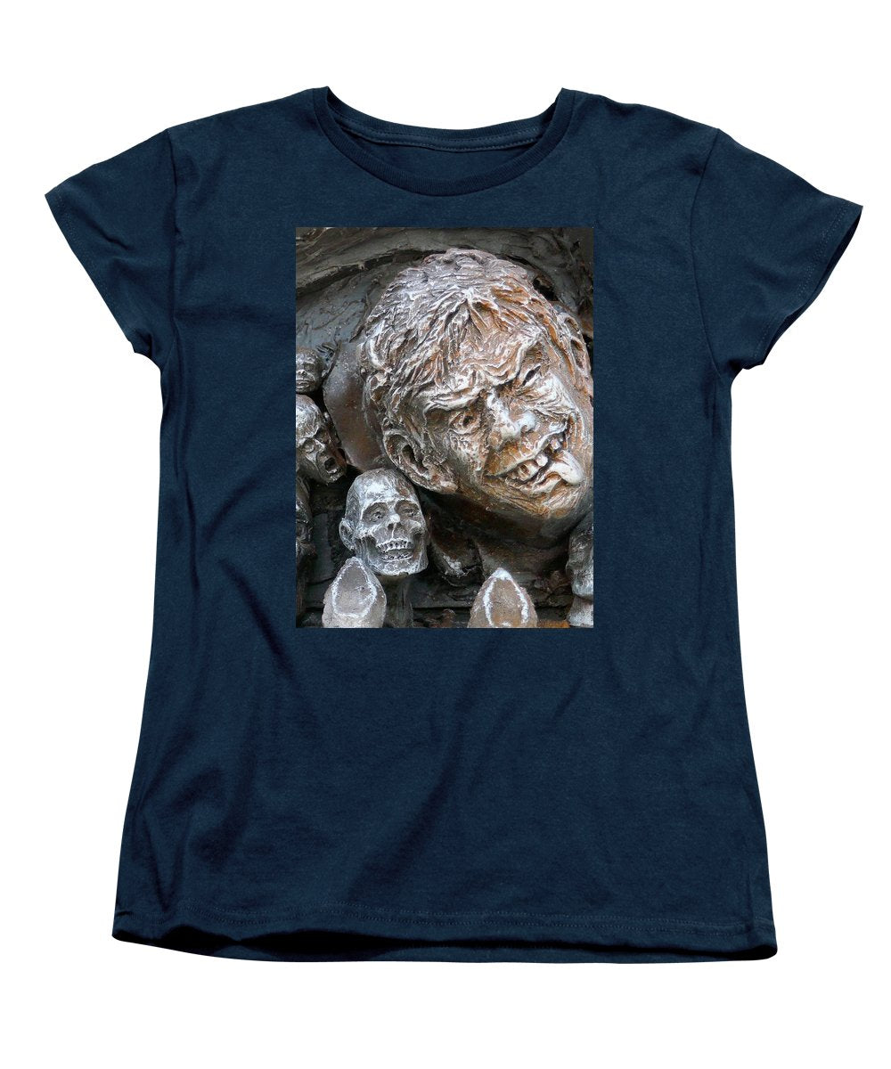 Waiting for the King - Women's T-Shirt (Standard Fit) - Fry1Productions