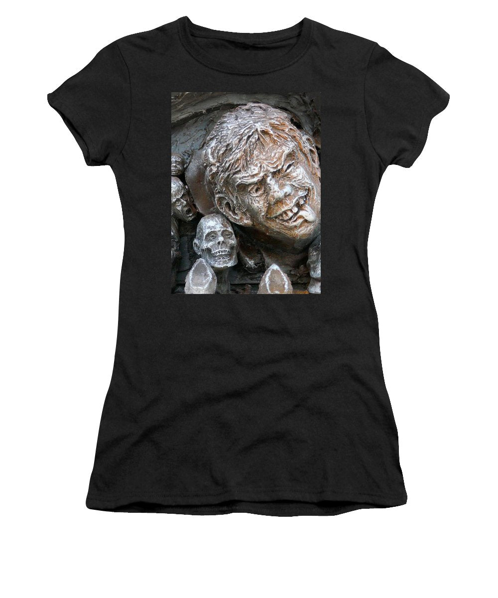 Waiting for the King - Women's T-Shirt - Fry1Productions