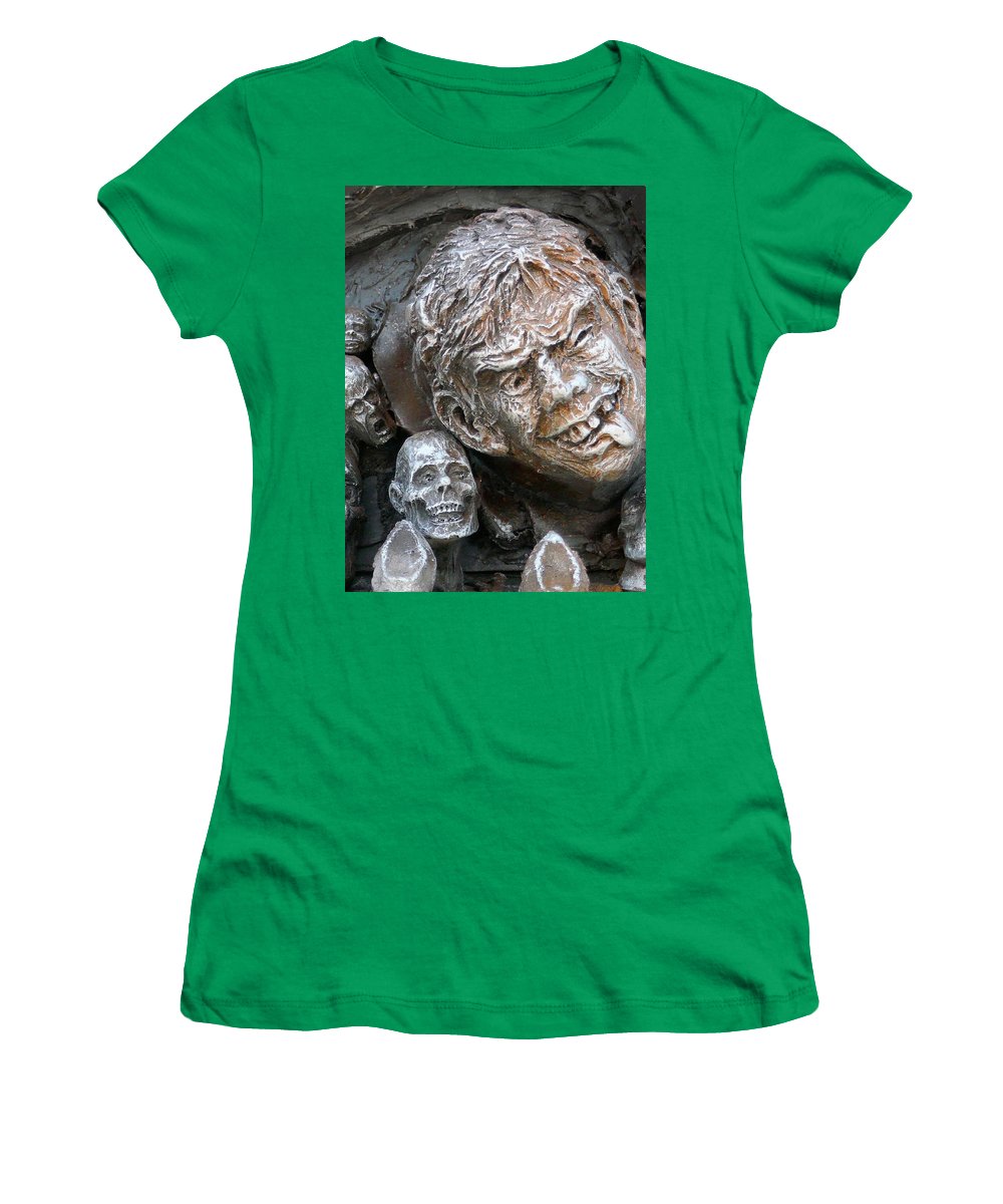 Waiting for the King - Women's T-Shirt - Fry1Productions