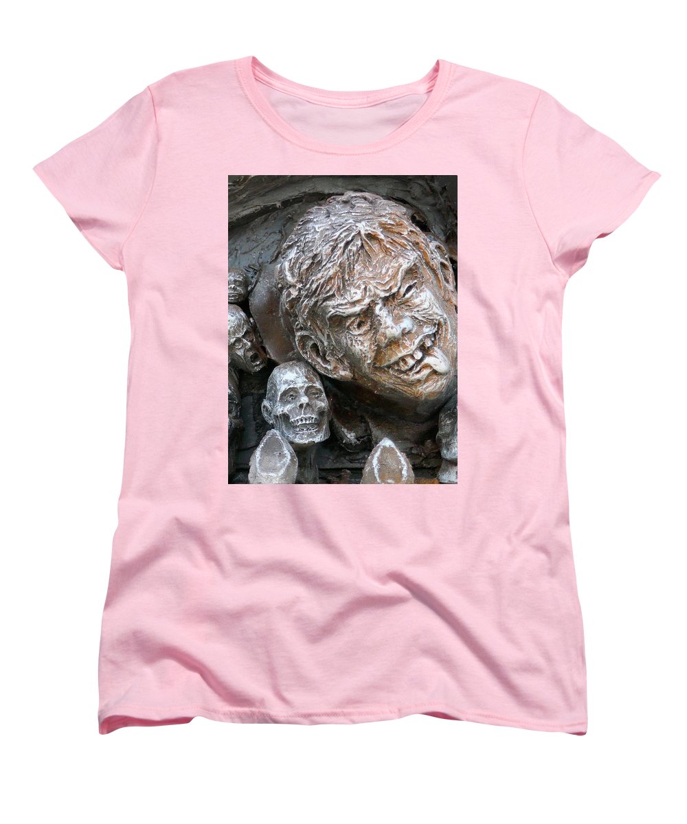 Waiting for the King - Women's T-Shirt (Standard Fit) - Fry1Productions
