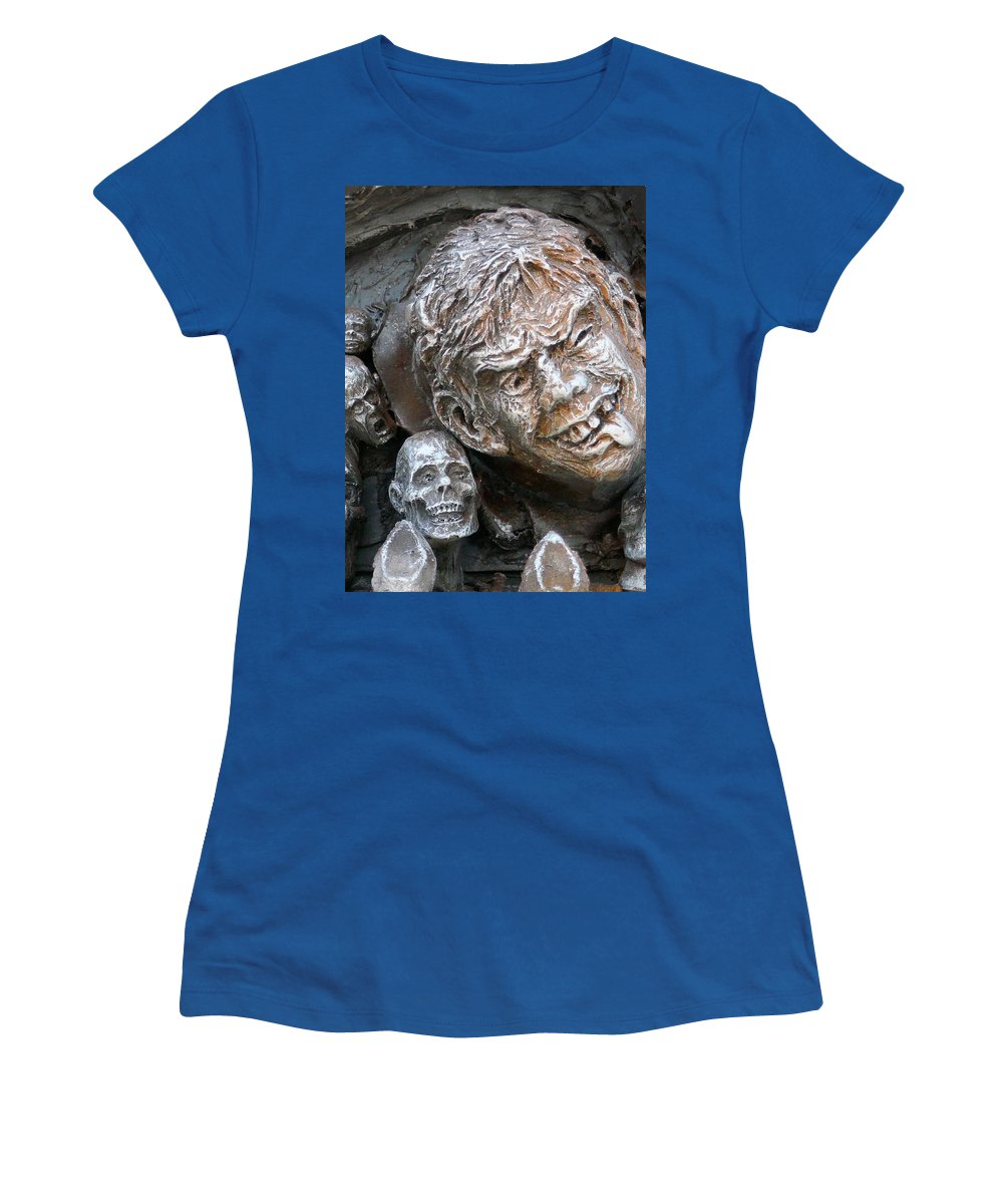 Waiting for the King - Women's T-Shirt - Fry1Productions