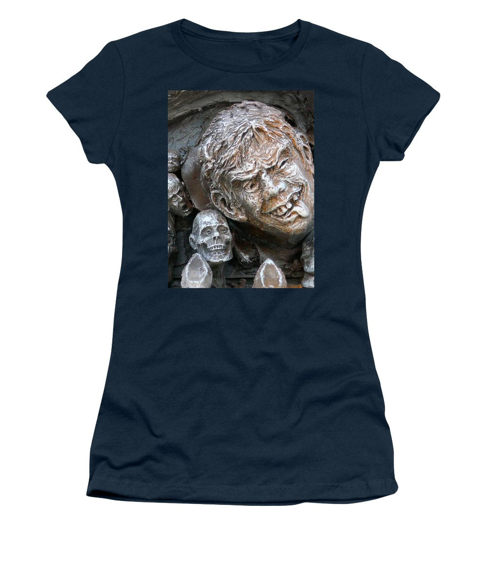 Waiting for the King - Women's T-Shirt - Fry1Productions