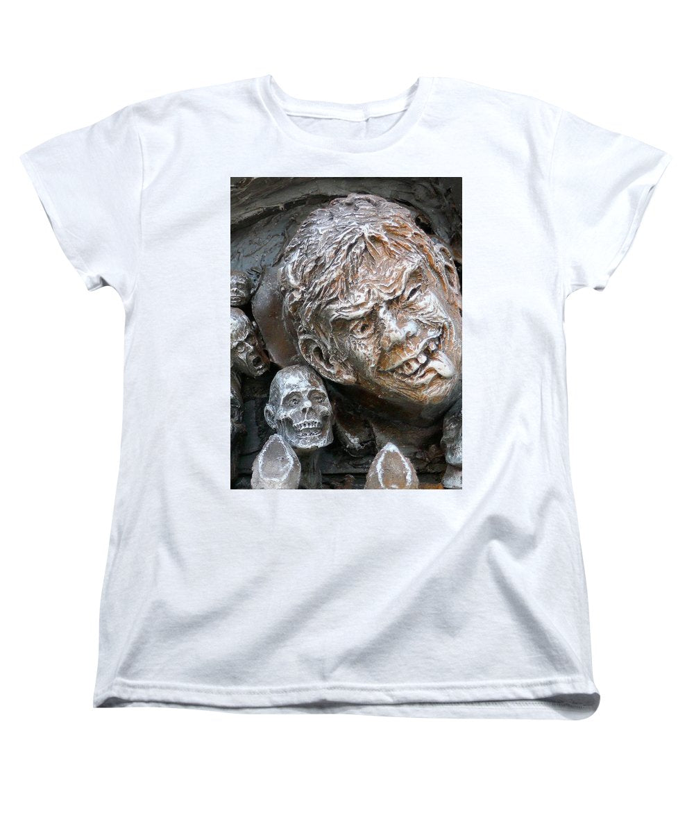 Waiting for the King - Women's T-Shirt (Standard Fit) - Fry1Productions