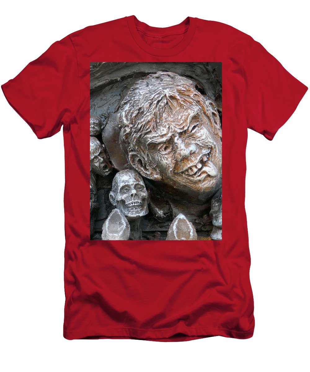 Waiting for the King - T-Shirt - Fry1Productions