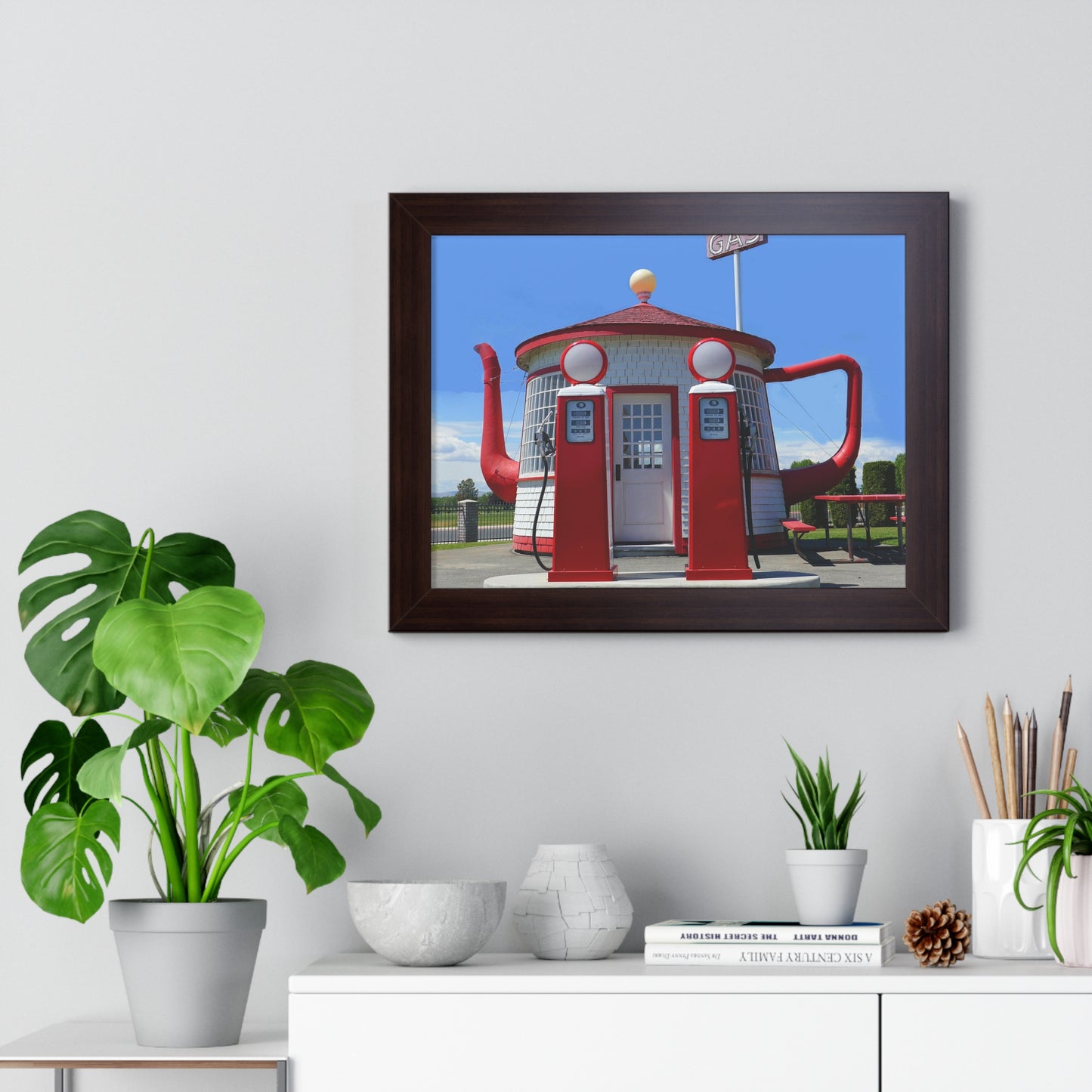 Awesome Teapot Dome Service Station - Framed Horizontal Poster