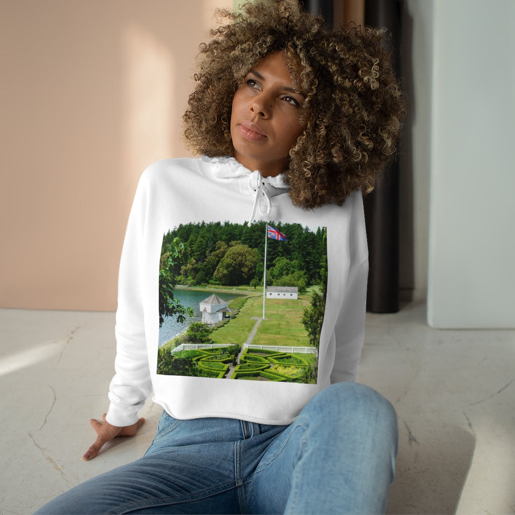 Magnificent Grandiose Views - Crop Hoodie - Fry1Productions