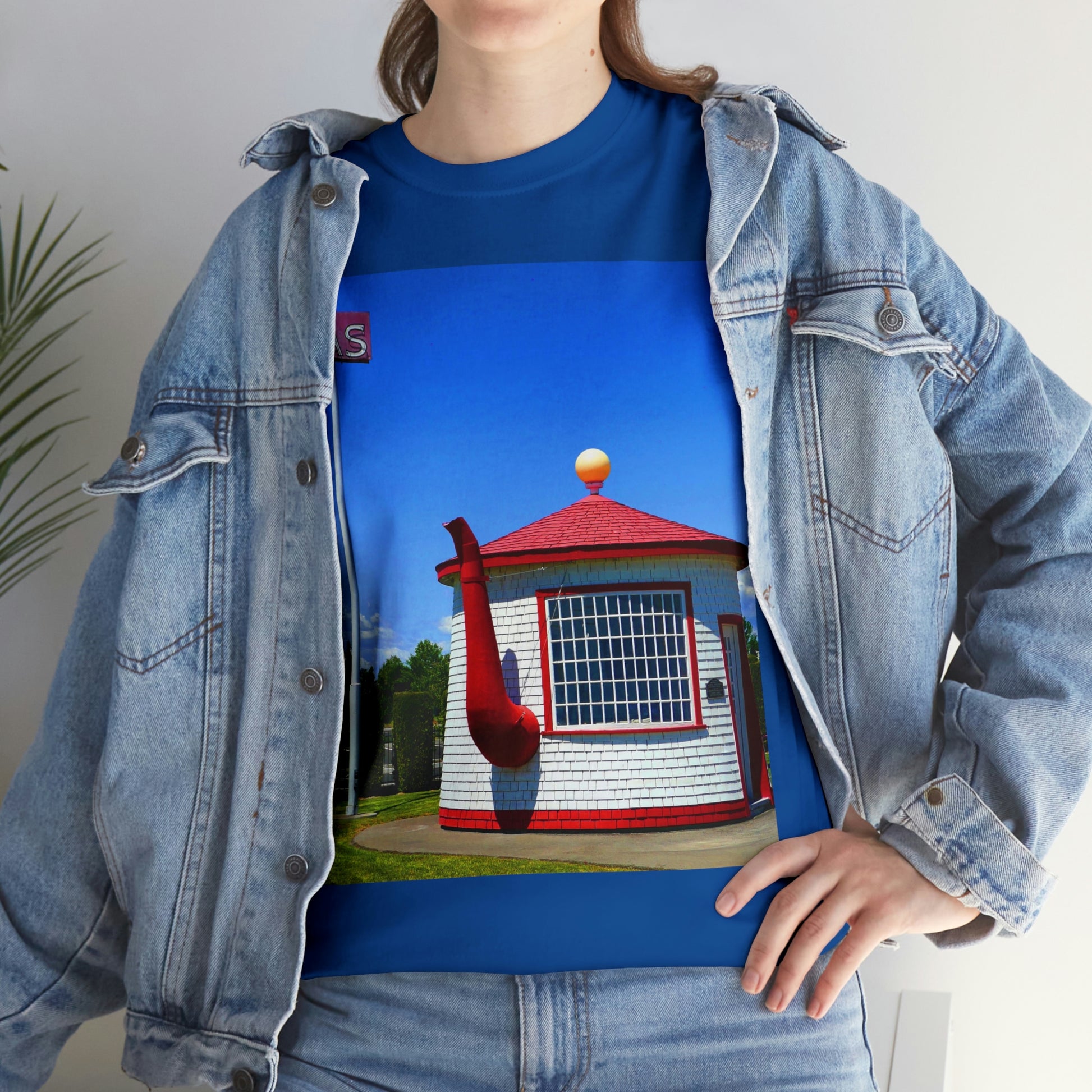 Historic Teapot Dome Service Station - Unisex Heavy Cotton Tee - Fry1Productions