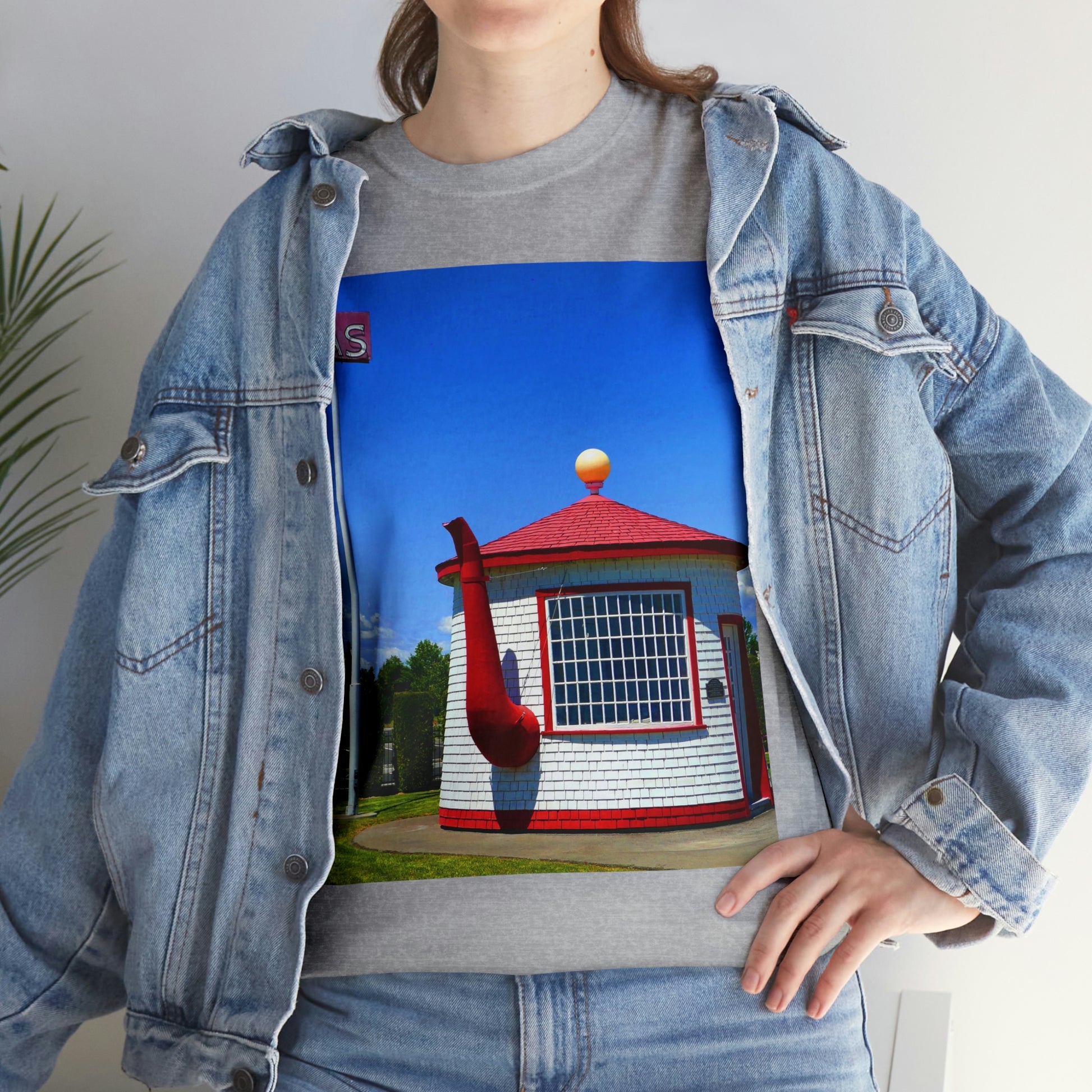 Historic Teapot Dome Service Station - Unisex Heavy Cotton Tee - Fry1Productions