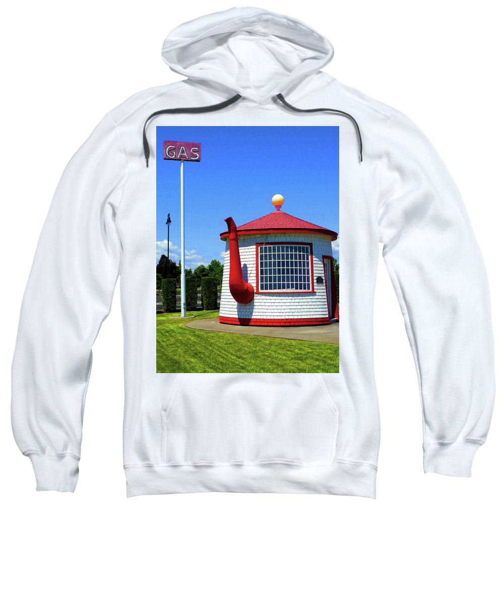 Historic Teapot Dome Service Station - Sweatshirt - Fry1Productions