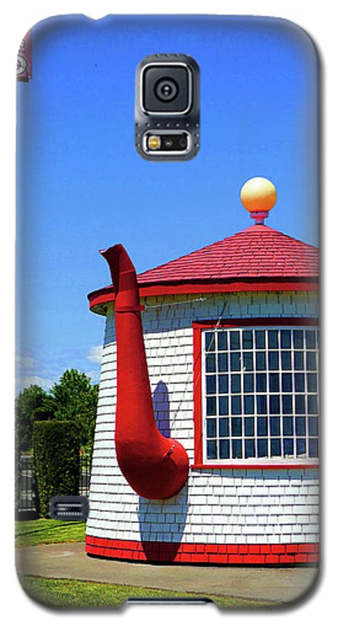 Historic Teapot Dome Service Station - Phone Case - Fry1Productions