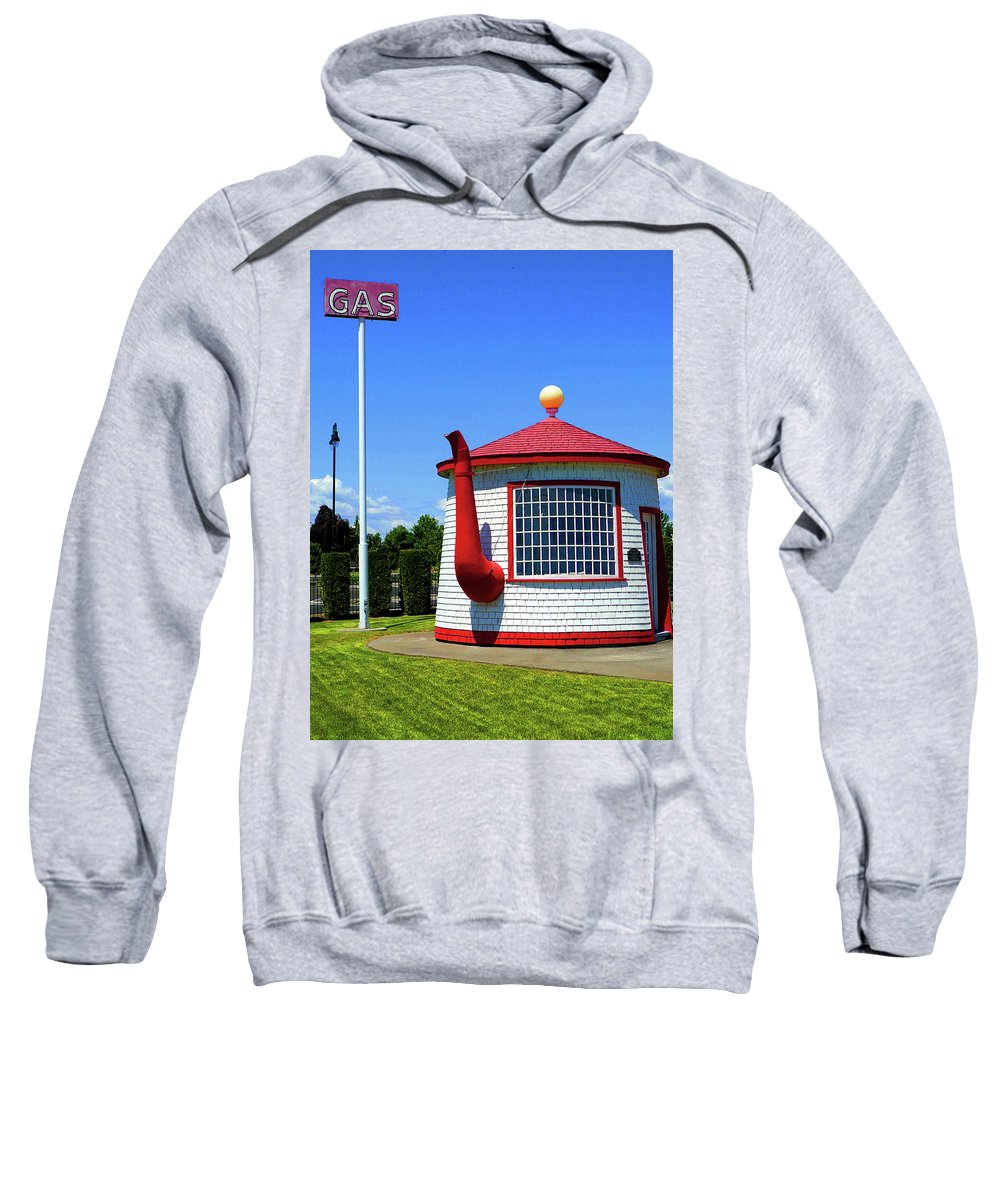 Historic Teapot Dome Service Station - Sweatshirt - Fry1Productions