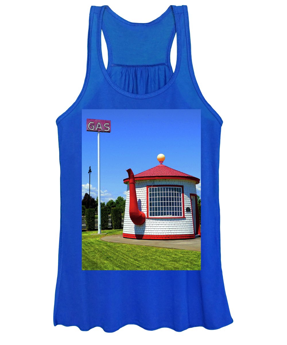 Historic Teapot Dome Service Station - Women's Tank Top - Fry1Productions