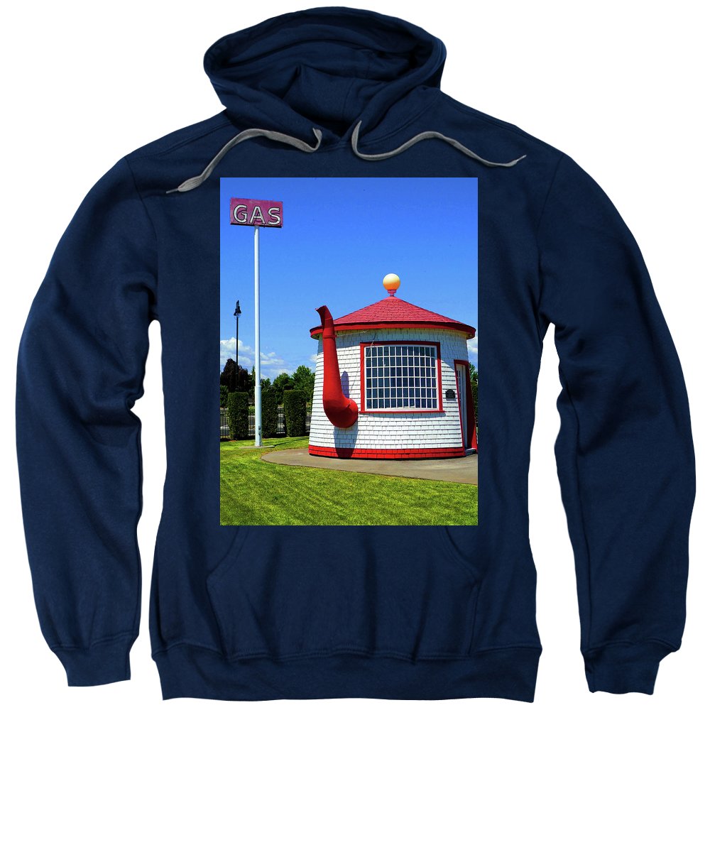 Historic Teapot Dome Service Station - Sweatshirt - Fry1Productions