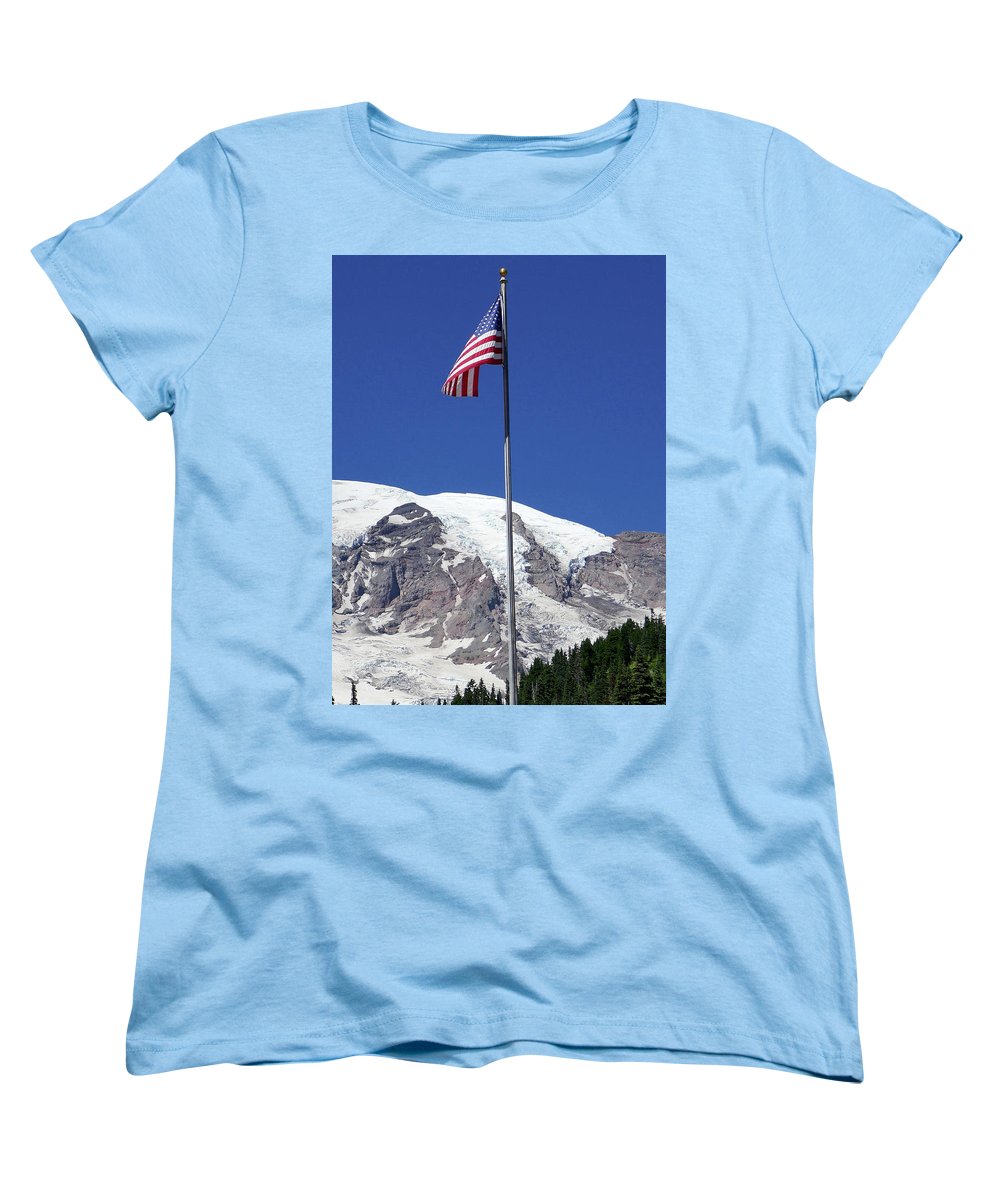 Patriotic Rainier - Women's T-Shirt (Standard Fit) - Fry1Productions