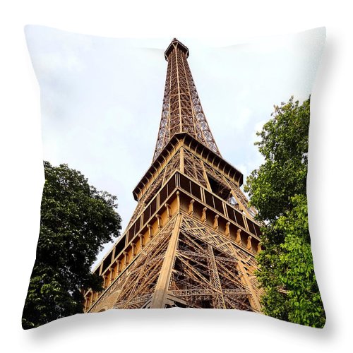 Rising Heavenly - Throw Pillow - Fry1Productions