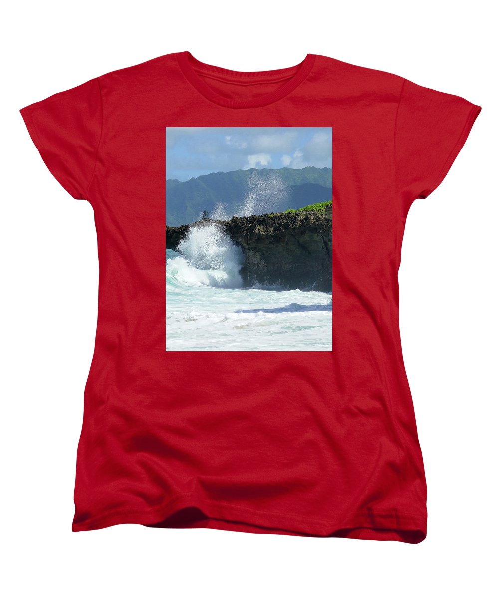 Rockin Surfer's Rope - Women's T-Shirt (Standard Fit) - Fry1Productions