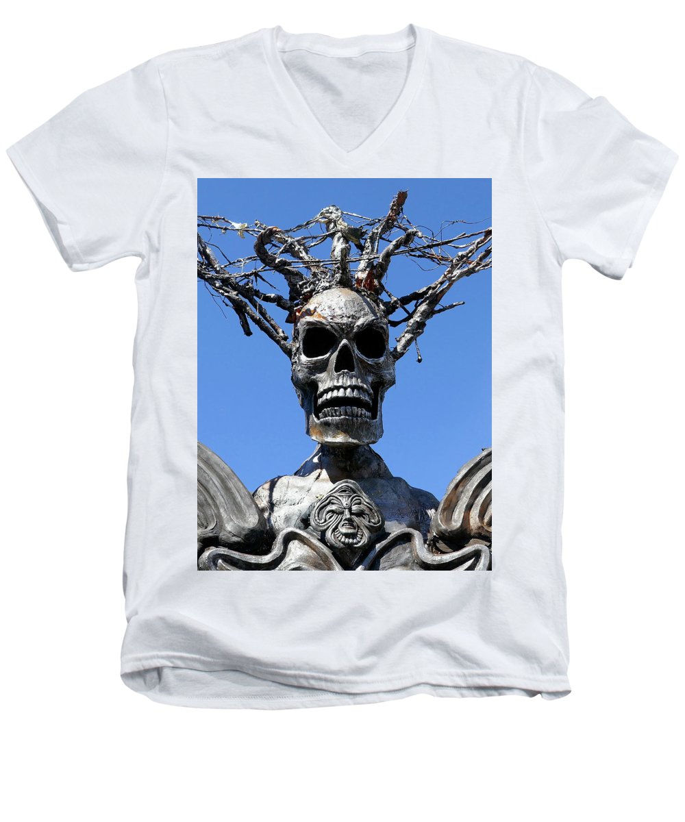 Skull Warrior Stare - Men's V-Neck T-Shirt - Fry1Productions